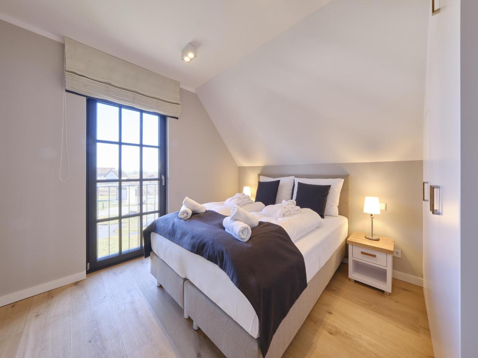 Villa Reetland Am - Luxusplus Reetdachvilla Mit 4 Schlafzimmern, Aussensauna, Loungebereich Und Kamin G07 *